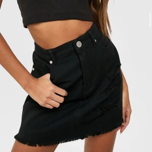 Jeanskjol - Aldrig använd prislapp sitter kvar 