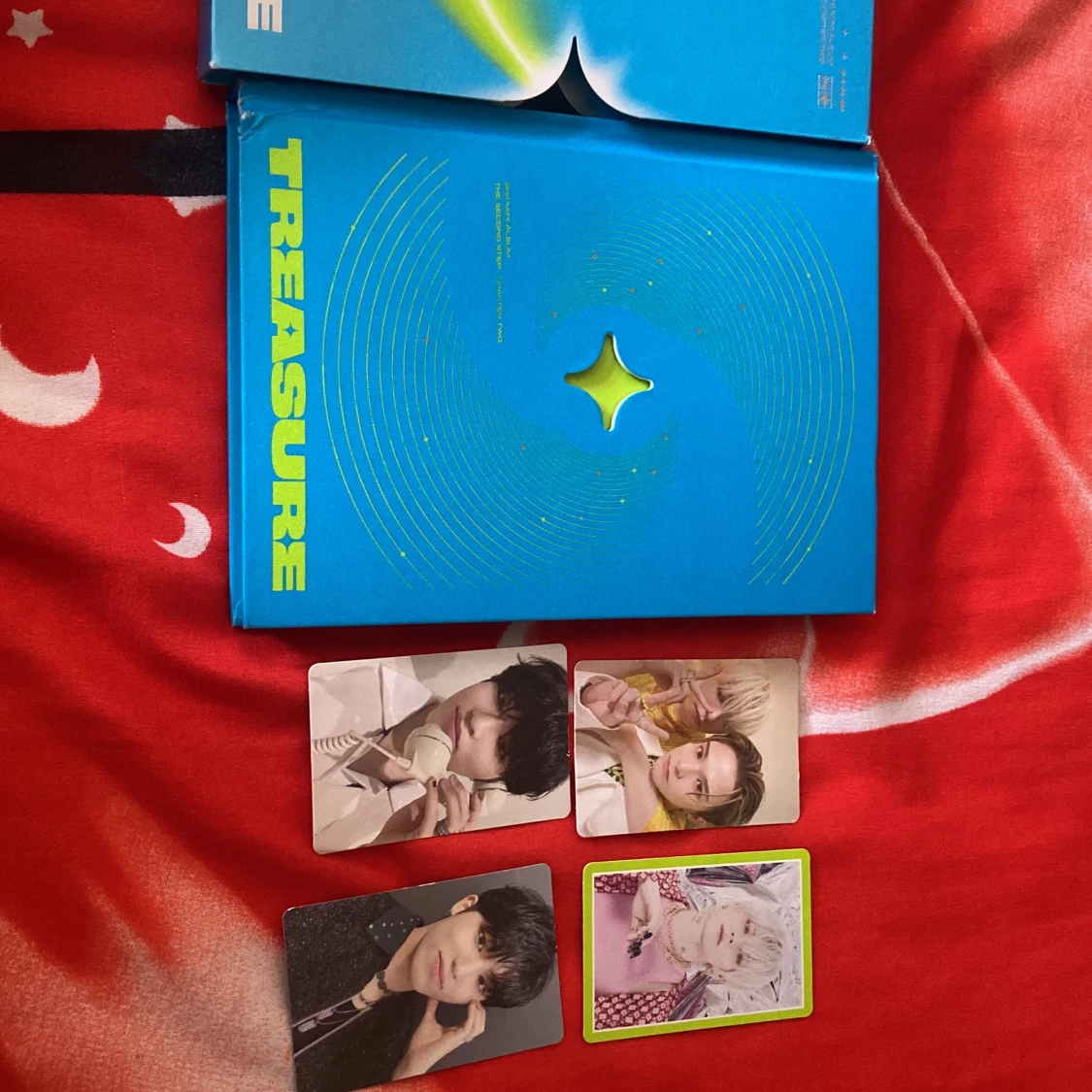 Treasure Hello album