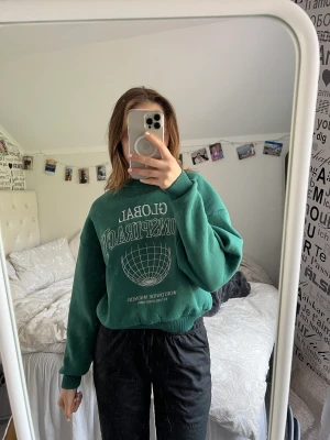 madlady - så fin sweatshirt från madlady, kommer tyvärr inte till användning!