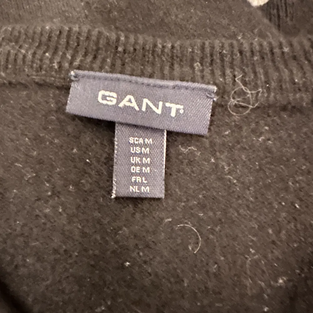 Stickad tröja från Gant . Tröjor & Koftor.