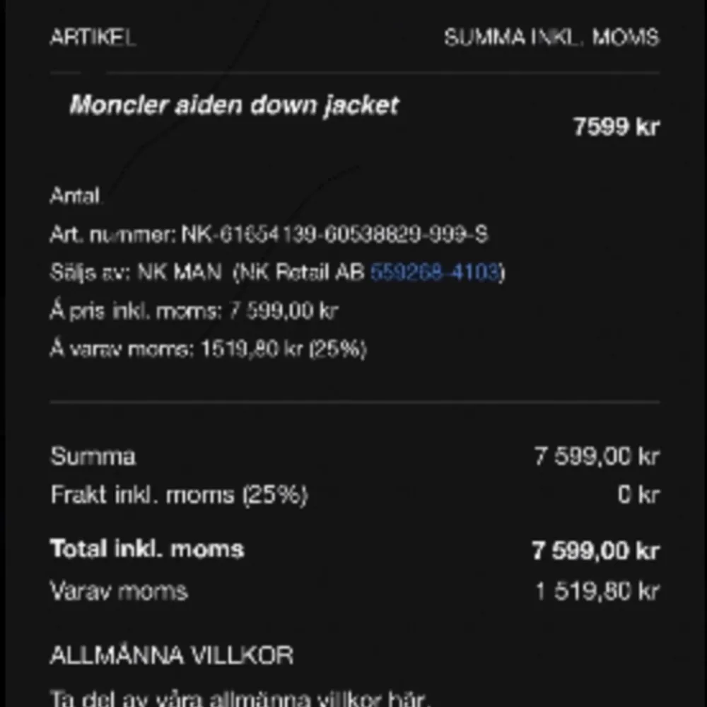 Säljer min moncler jacka då jag inte använder den, den har mäst vart i garderoben helt äkta kvitto på bild 3 Dem är extremt eftertraktade dem säljs för typ 6000-11000kr på eBay Sök moncler Aidan de är för en kickboxare hade den o då blev den eftertraktad.. Jackor.