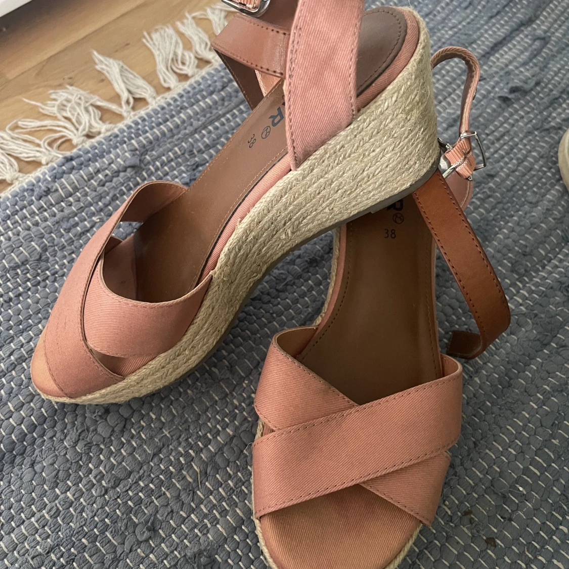 linear of sweden sandaler