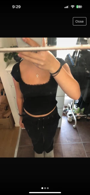 Tröja - En supergullig tröja från Shein som är helt ny med lappen kvar i storlek M. Säljs då jag rensar kläder💕