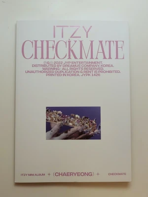 ITZY CHECKMATE - Itzy checkmate album Chaeryeong version, includes photobook, group poster,stickers and CD  Price can be negotiated 