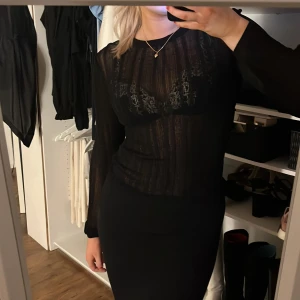 Spetstopp  - Spetstopp från zara storlek L. Ny 