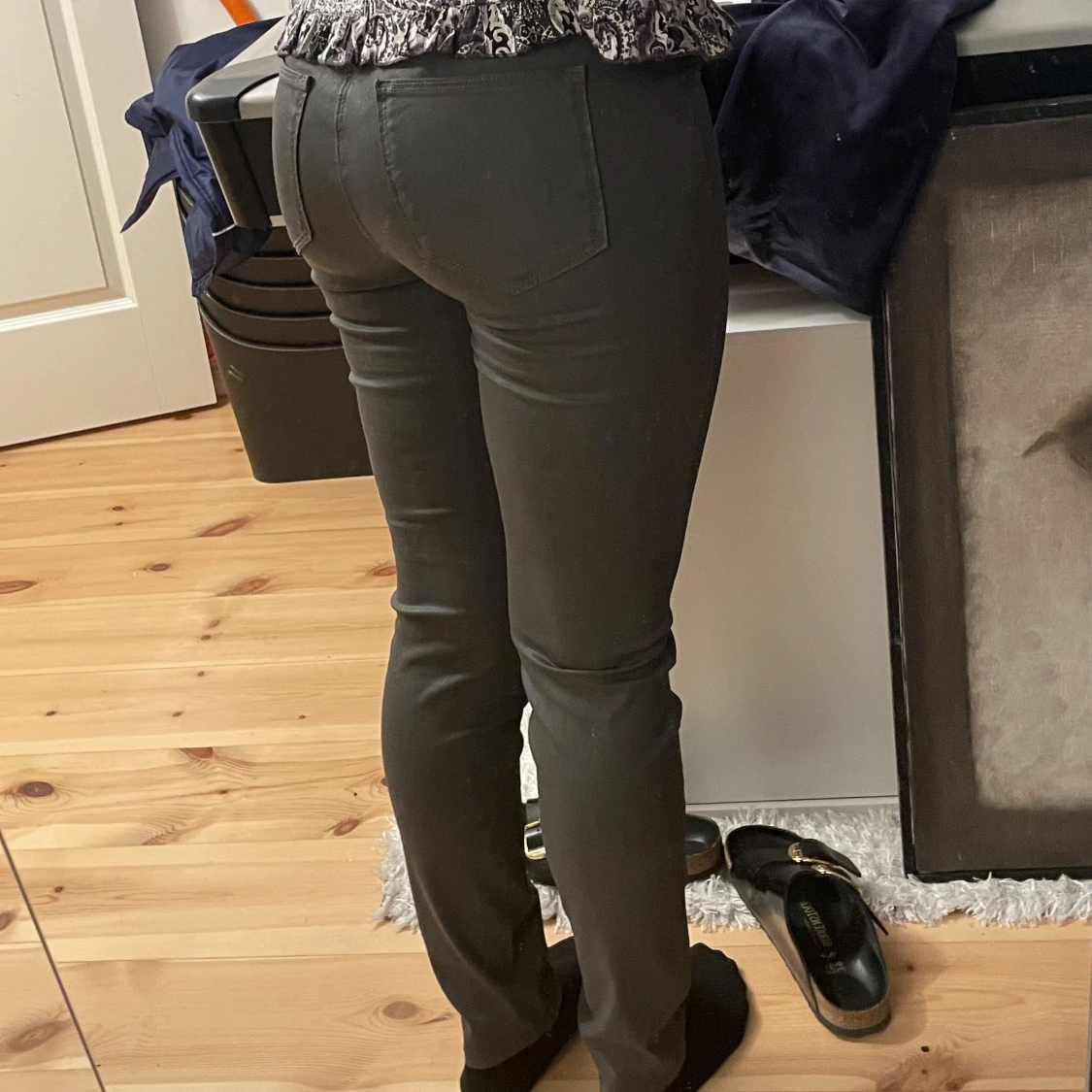 Lackbyxor från Massimo Dutti storlek 40