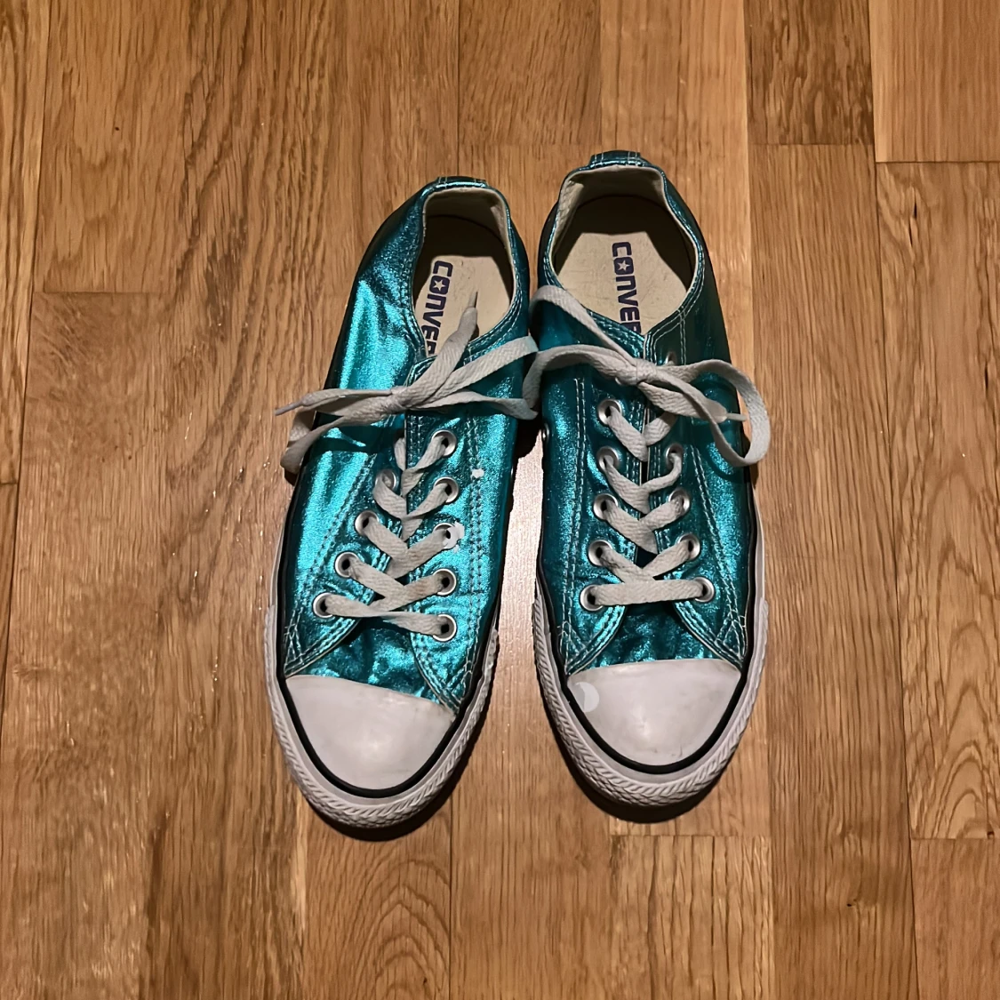 Glittriga Converse
