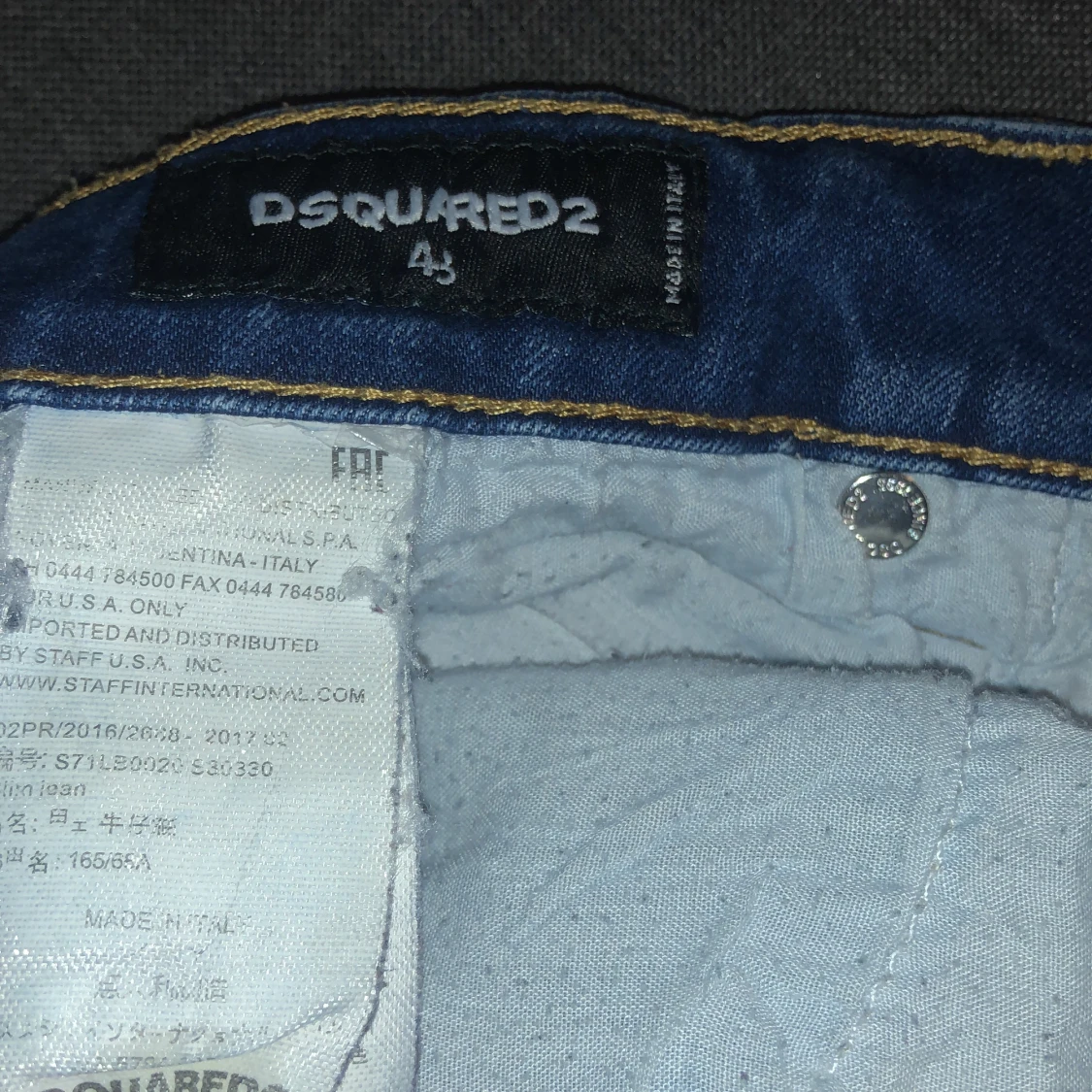 Disqared 2 äkta använda 2 gånger Max  - 91