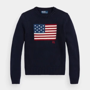 Raulph Lauren tröja  - Säljer min trendiga ralph lauren tröja. Köpt här på Plick. Nypris 3400kr. Skriv för fler bilder. 