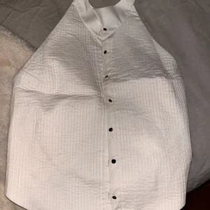 Zara - Vit topp ifrån Zara strl S 🤍