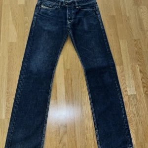DIESEL jeans  - Diesel jeans i strolek regular 32/34.  Fint sick 10/10. Ny pris 1489kr
