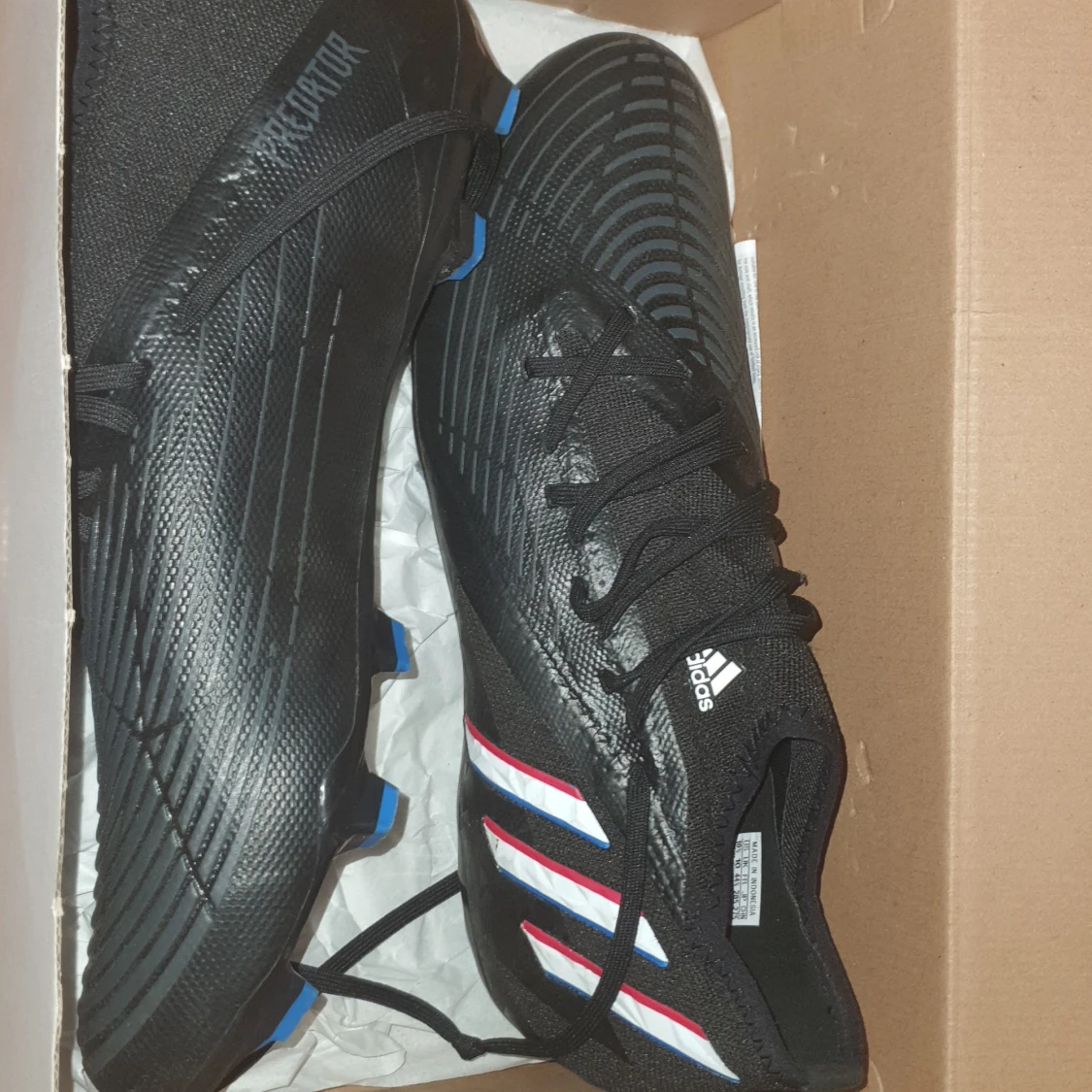 Adidas predator fotbolls skor
