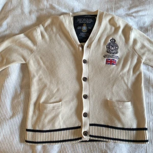 Morris cardigan - Really comfortable, not super worn out. I bit heavy.