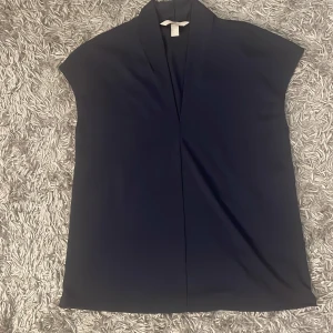 Blus - Super snygg blus från hm!
