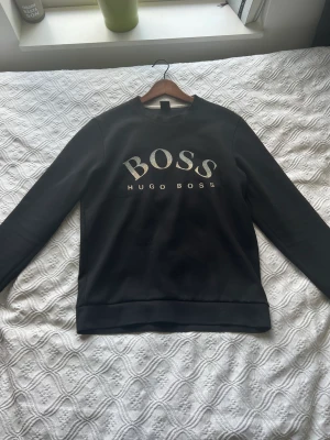 Hugo boss tröja  - Hugo boss tröja i bra kvalite 