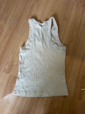 Tröja - En tröja från Gina Tricot som är jätte fin!!