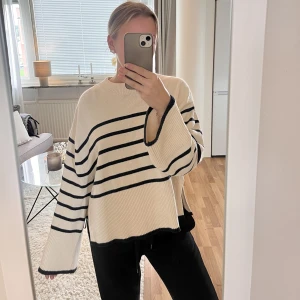 Stickad tröja  - Stickad tröja ifrån ginatricot som inte kommer till användning 