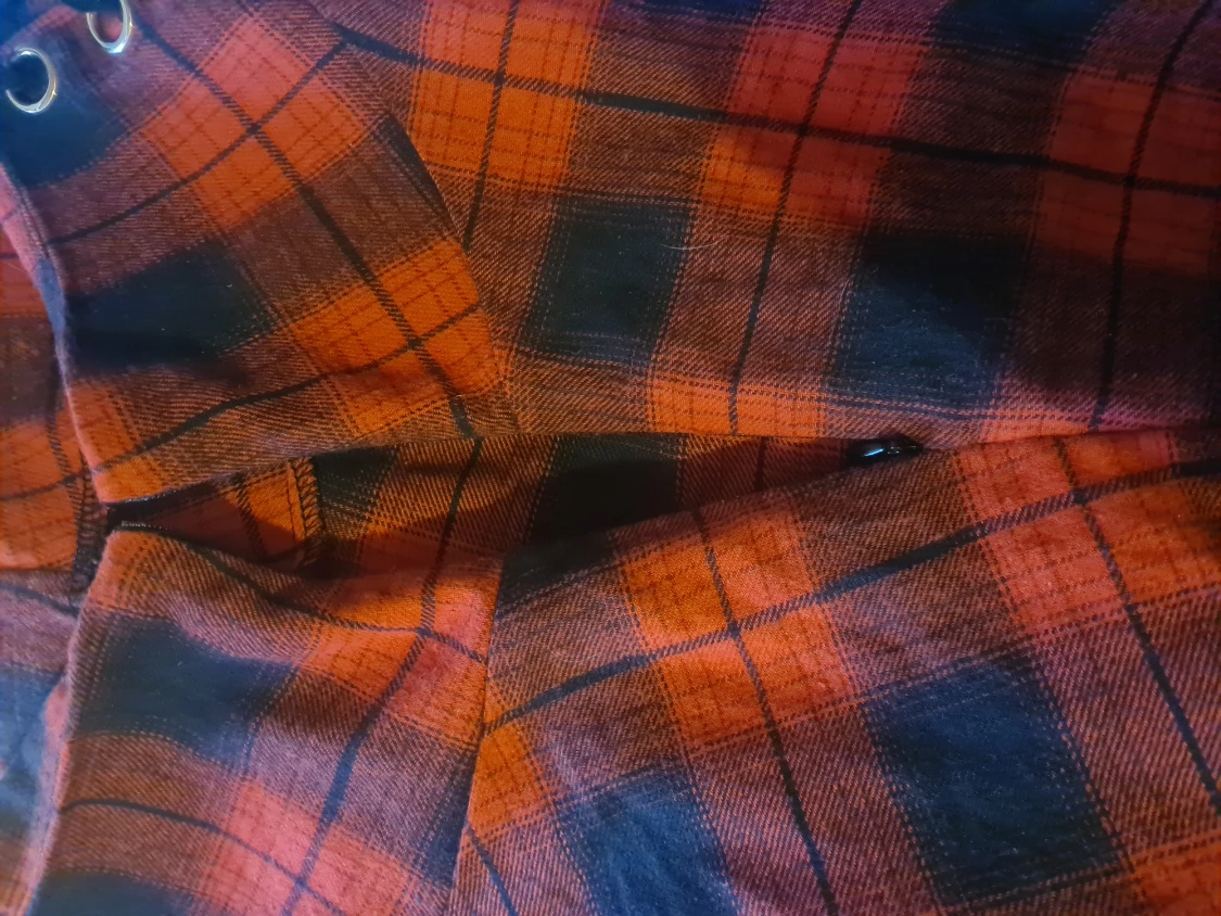 Röd svart kjol  - 90