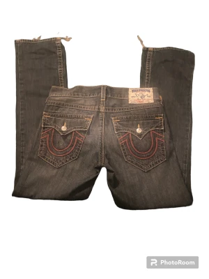 RARE TRUEYS  - as feta true religion jeans priset e inte fast och kan också köra trades skick som på bild 