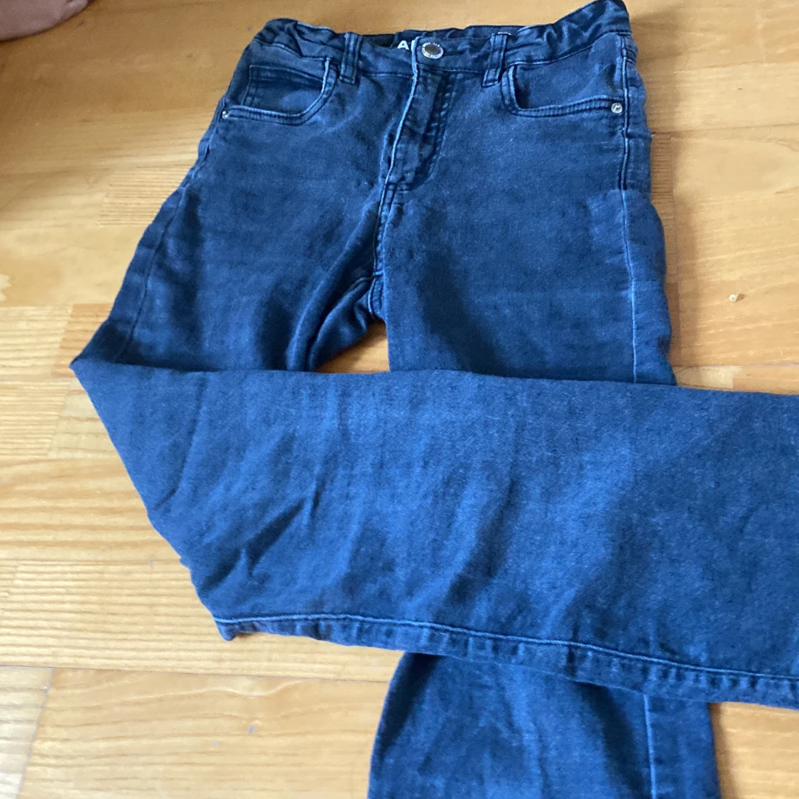 Botcut lowwaist jeans  - 91