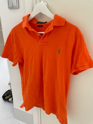 Ralph Lauren piketröja  - Säljer då den blivit för liten. Bra skick