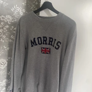 Morris crewneck - Snygg tröja från Morris, väldigt bra skick då den är lite använd, bra i storleken 
