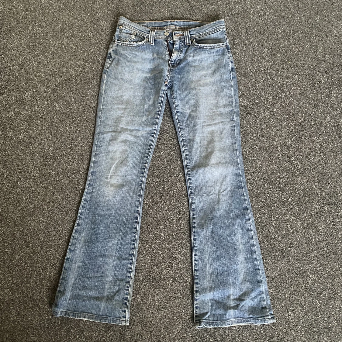 Lågmidjade Levis Jeans - 90