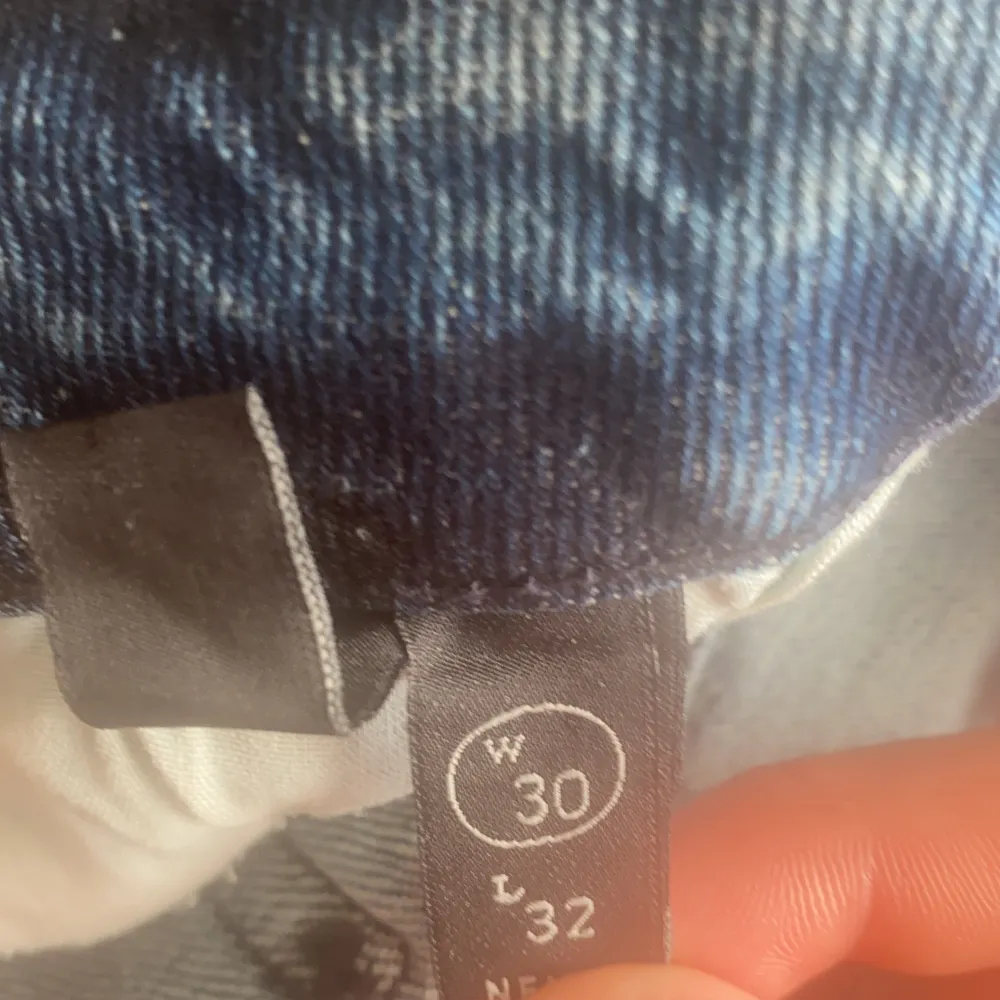 Ett par slim jeans som är väldigt behagliga, storlek finns på sista bilden . Jeans & Byxor.