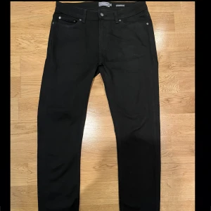 Jeans  - Jeans från dressman aldrig använda i storlek 34-22 Cond 10/10
