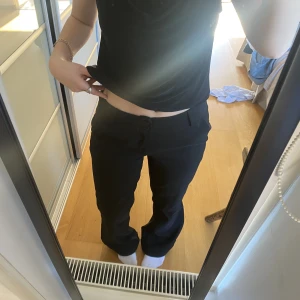 Lågmidjade kostymbyxor  - Kommer inte till användning! Skriv vid frågor💕