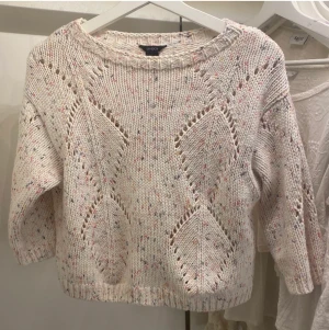 Kortärmad tröja  - Kortärmad tröja från Lindex💛Andra bilden är lånad