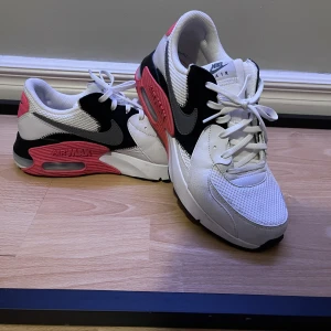 Nike air max - Oanvänd nike air max i storlek 41