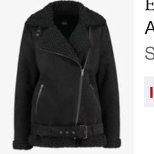 Even & odd fodrad jacka - Svart snygg fodrad jacka från even & odd, köpt för 1100 