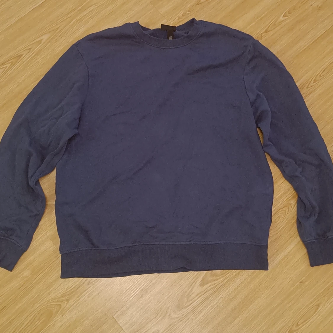 Blå tjocktröja  - 90