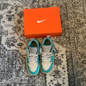 Jorden 1 low  - Skick 4/10