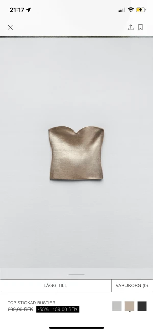 Guld Tubtopp från Zara - Jättesnygg tubtopp från Zara, endast använd en gång. 