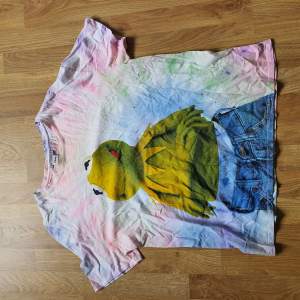 Hemmagjord tie dye på kermit