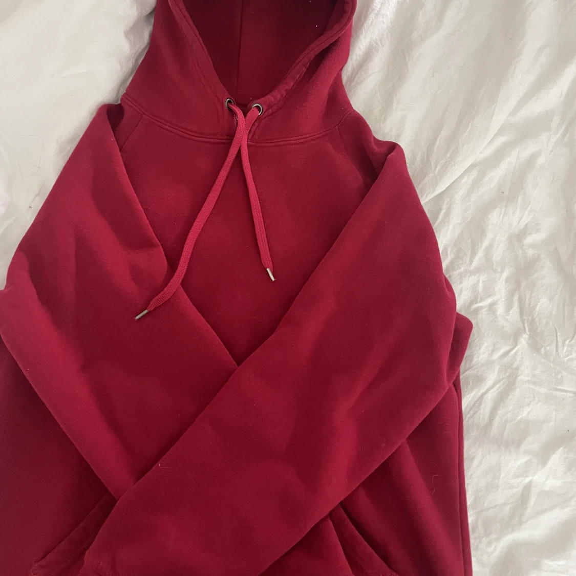 Röd hoddie