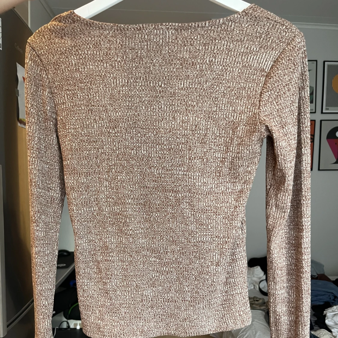 Långärmad brun topp - 90