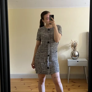 Zara klänning - Jättesnyg knit klänning