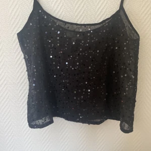 Paljett-linne!  - Superfin fest topp i mesh! 