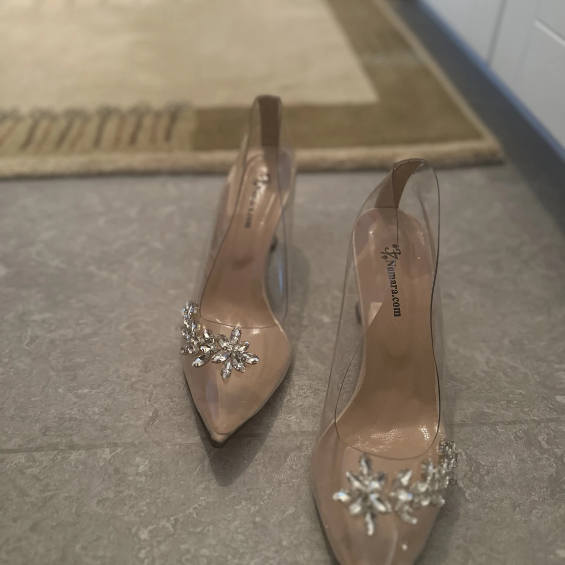 Jätte fina festskor - 91