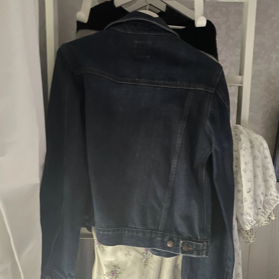 Mörkblå jeansjacka - 90