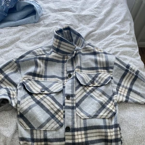 Zara jacka  - Använd skick, som ny