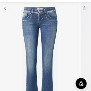 Ltb jeans - Ltb jeans valerie i storlek w28 l32 vet inte exakt vilken färg men den är blå skriv om ni vill ha bild💞