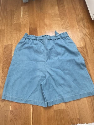 Blå shorts - Har använt den bara 2 gånger 