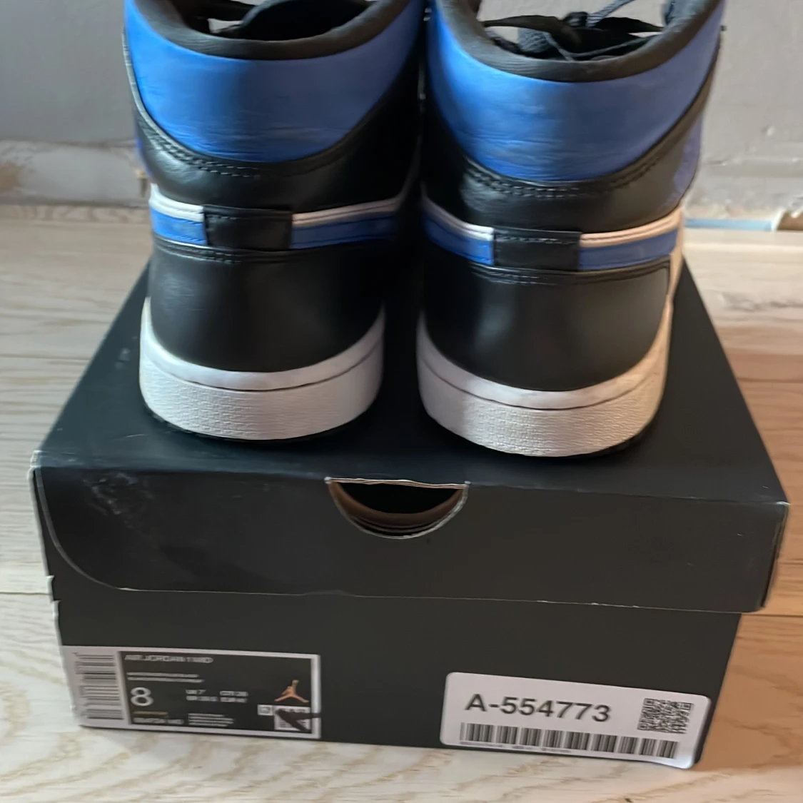 Jordan 1 mid racer blue  - 91