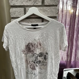 T-shirt  - Skön T-shirt 