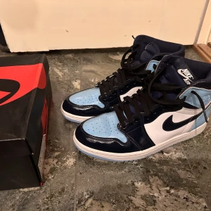 Nike air Jordan 1 unc patent - Storlek eu42/ us10w Mycket bra skick  Kvitto finns  