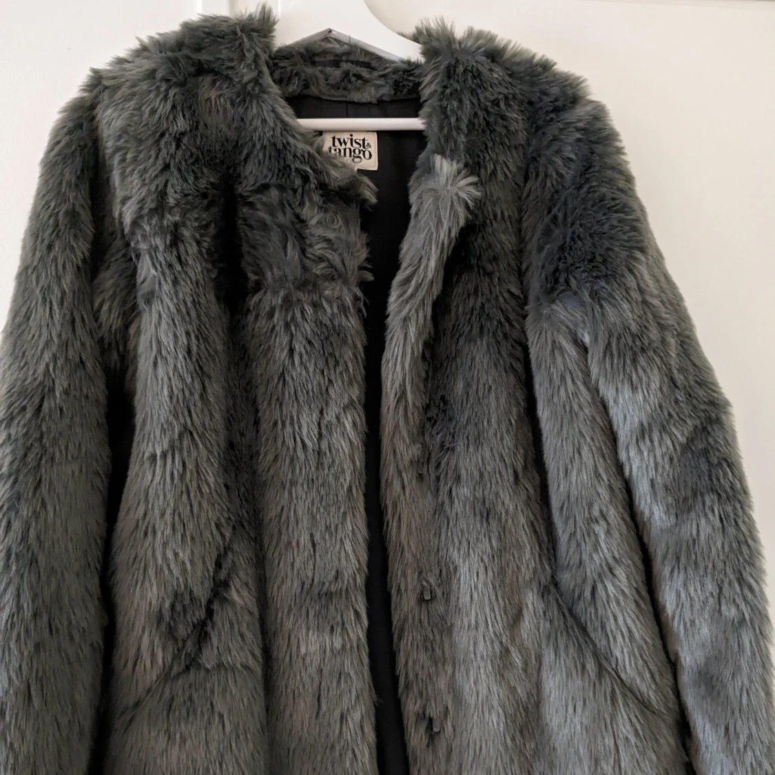 Oanvänd väldigt fin pälsjacka  - 90